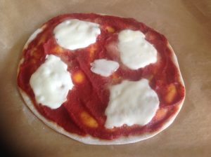 Ideas4parents-blogreihe-ernaehrung-kind-pizza1